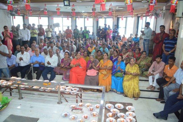 Aarti by Maharaja Samrjitsingh Gaekward